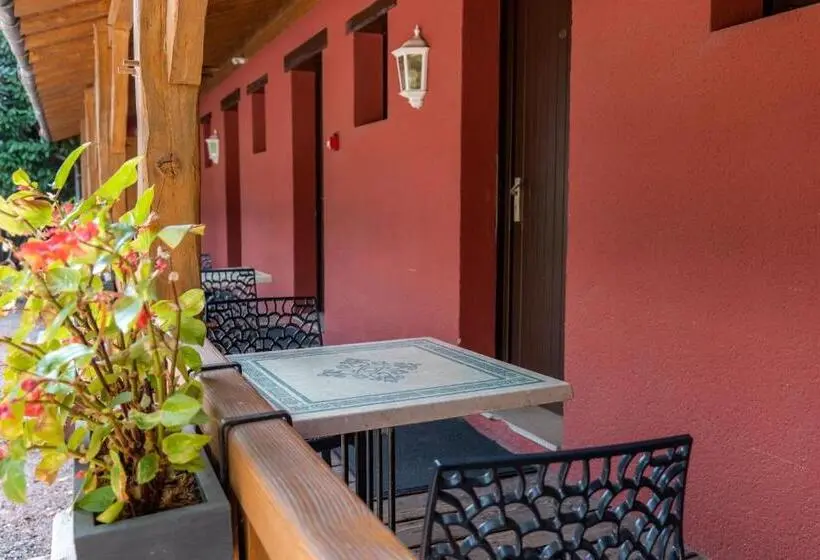 اتاق استاندارد, Village Motel