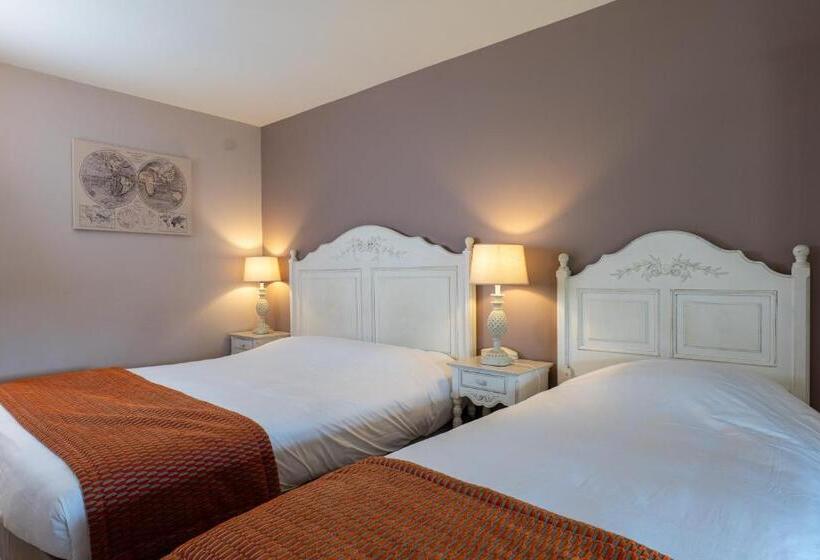 Номер Стандарт с Террасой, Village Motel