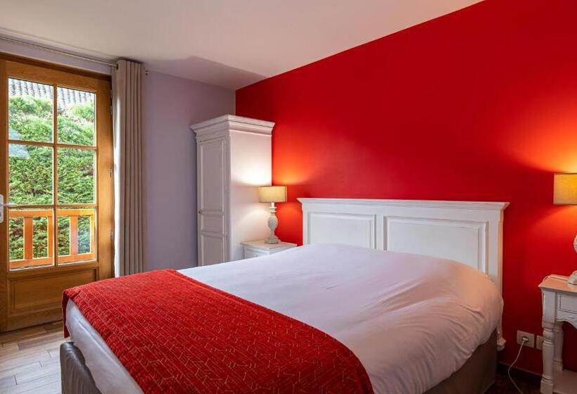 スーペリアールーム, Village Motel