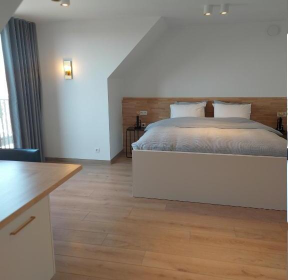 패밀리 룸, B&b El Bayo