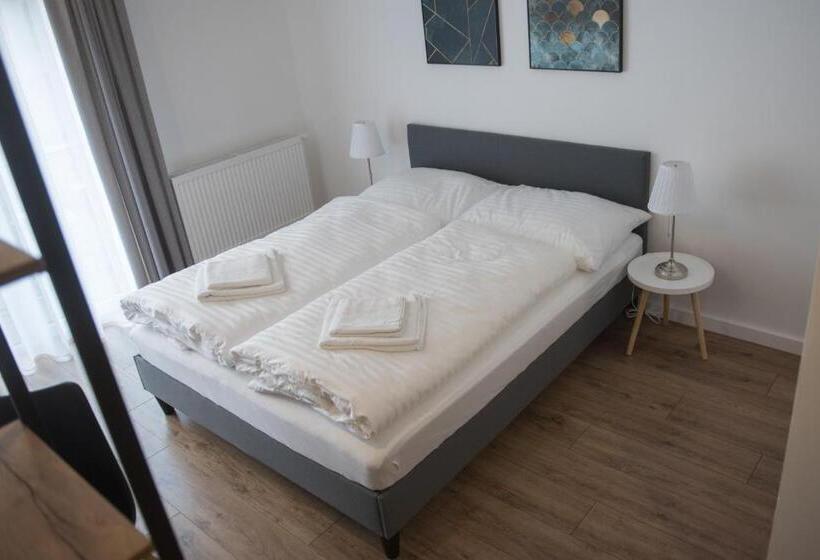 Семейный Номер, Stará Pošta