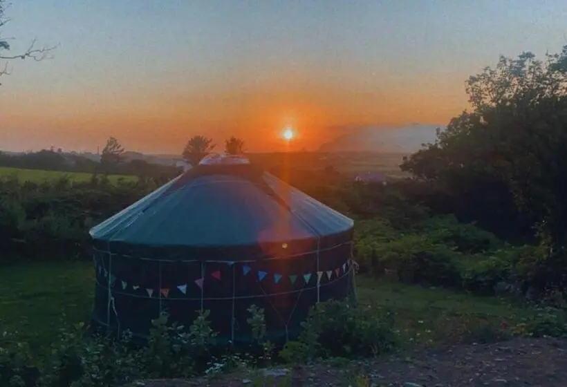 Standard Tent, Granville House Apartments & Glamping Site
