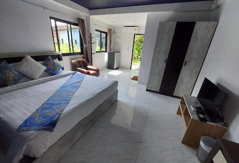 Deluxe-huone Parveke, Marin S Home