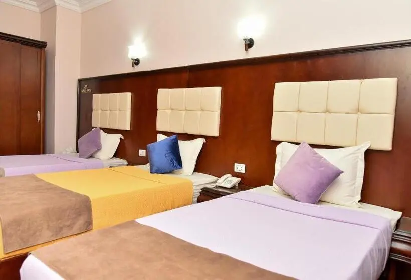 اتاق استاندارد سه نفره, Grand Hotel Ras Elbar