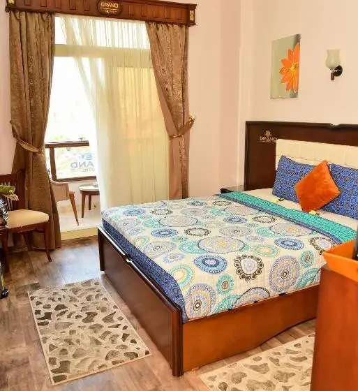 اتاق استاندارد یک نفره, Grand Hotel Ras Elbar