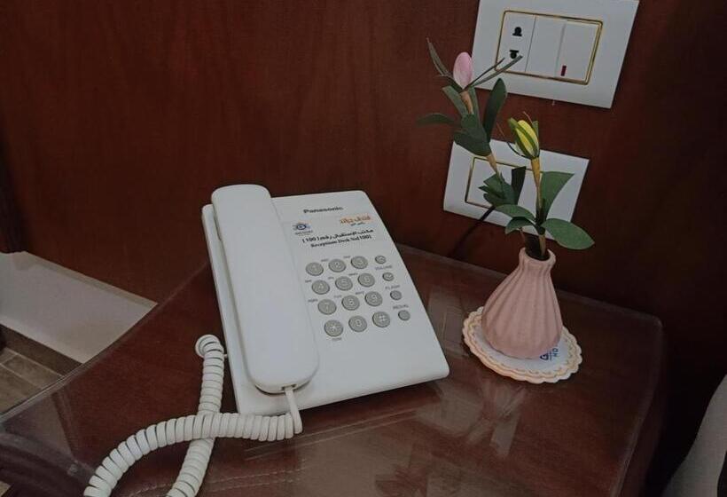 سوییت جونیور, Grand Hotel Ras Elbar