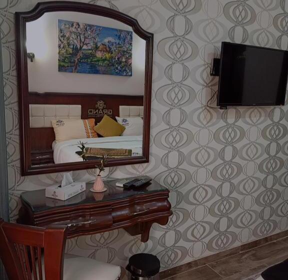 سوییت جونیور, Grand Hotel Ras Elbar