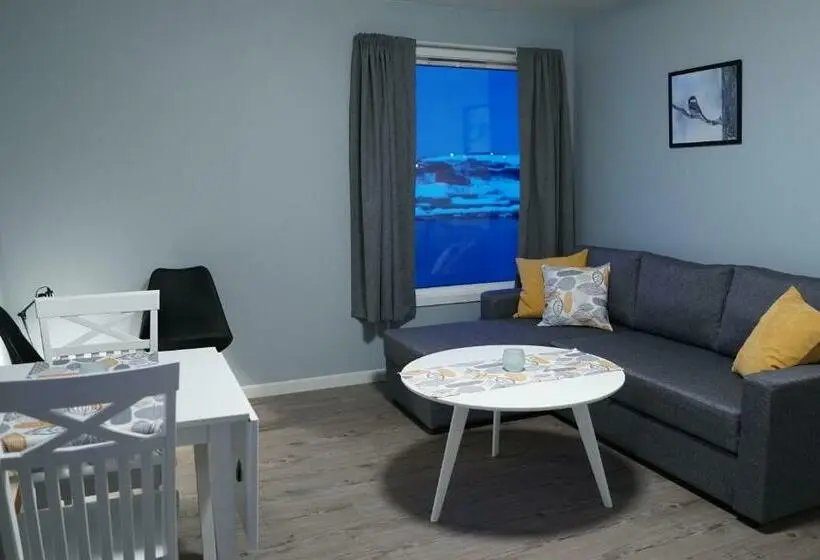1 Bedroom Penthouse Apartment, Jakobselvkaia