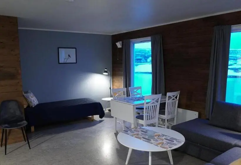 1 Bedroom Penthouse Apartment, Jakobselvkaia