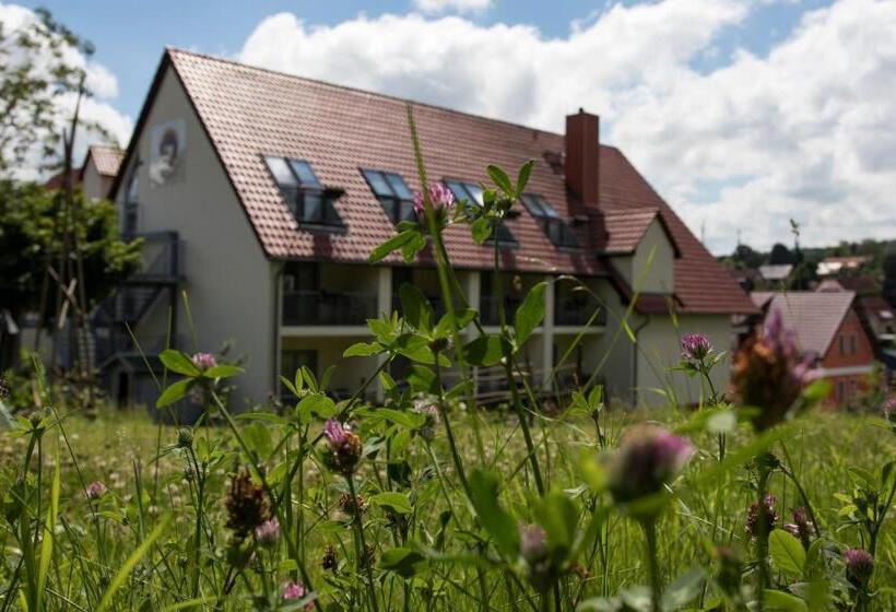 חדר משפחתי נוף לגינה, Pilgrims Inn Kreischa