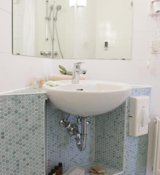 חדר משפחתי נוף לגינה, Pilgrims Inn Kreischa