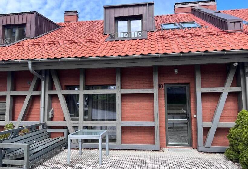 مجموعه ویستا شهر, Merchant Signature Suites