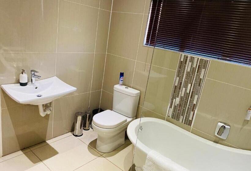 Suite Executive, River Valley Guest House