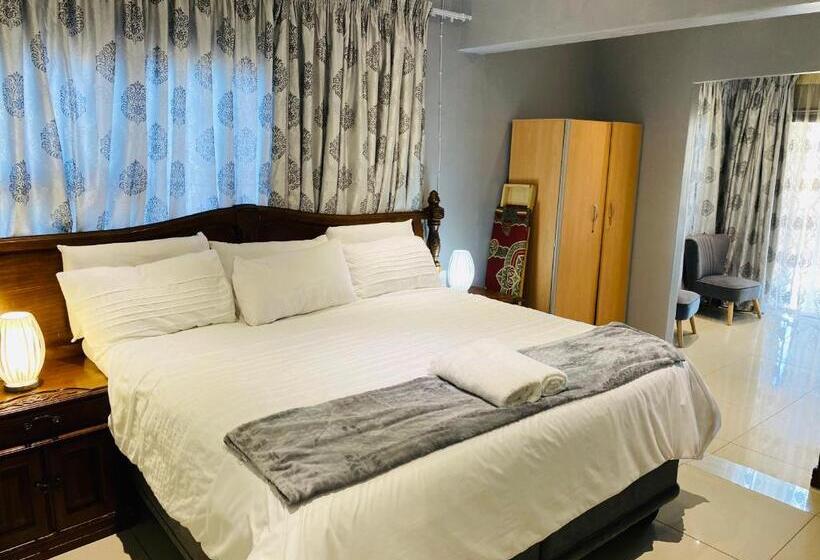 Suite Deluxe, River Valley Guest House