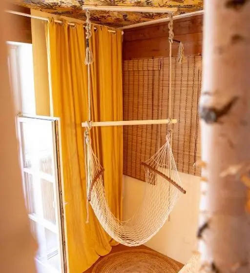 Quarto Familiar, Sishaus Hostel
