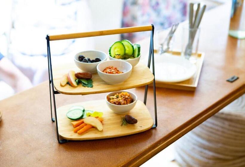 基本间, Sishaus Hostel