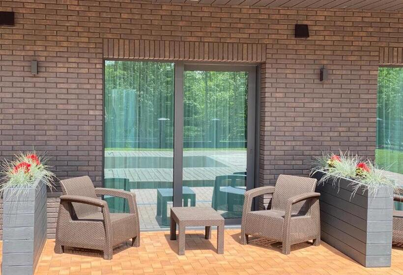 Standard Triple Room with Terrace, Sky Villa