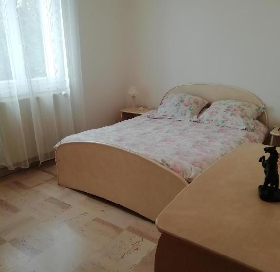 ガーデンビュースタンダードルーム, Villa Bretonne