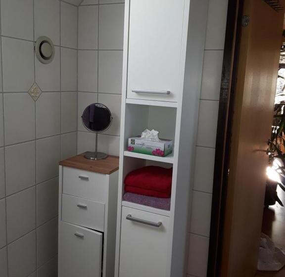 اتاق استاندارد یک نفره, Naturnära Enkel Rum B&b I Uppsala Ramstalund