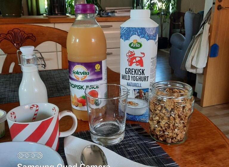 اتاق استاندارد یک نفره, Naturnära Enkel Rum B&b I Uppsala Ramstalund