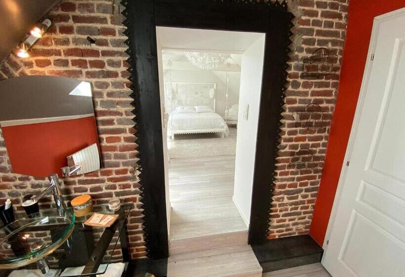 חדר סטנדרט לשלושה, Chambres Privées Chez Le Particulier Aéroport Lille Lesquin