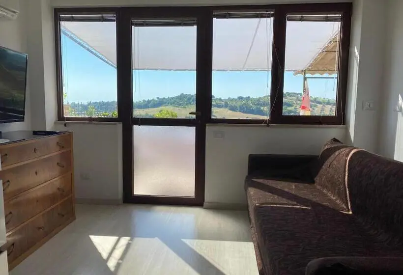 Standard-huone King-vuode, Red House Accomodation Potenza Picena