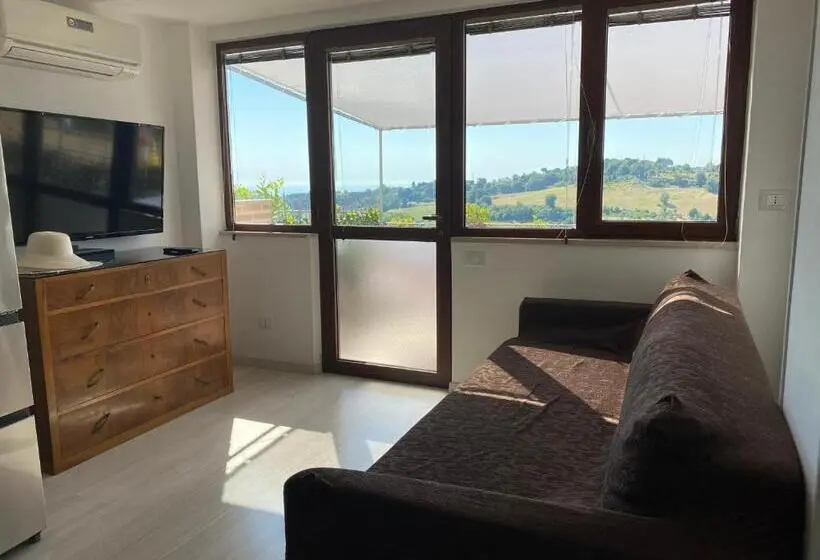 Standard-huone King-vuode, Red House Accomodation Potenza Picena