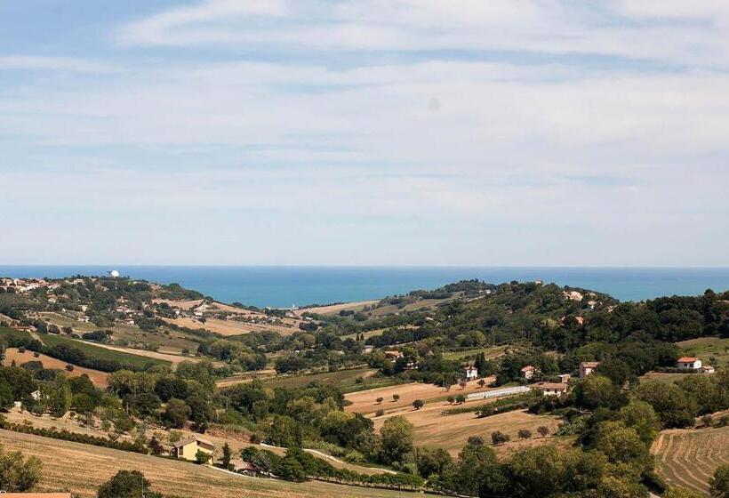 디럭스 룸, Red House Accomodation Potenza Picena