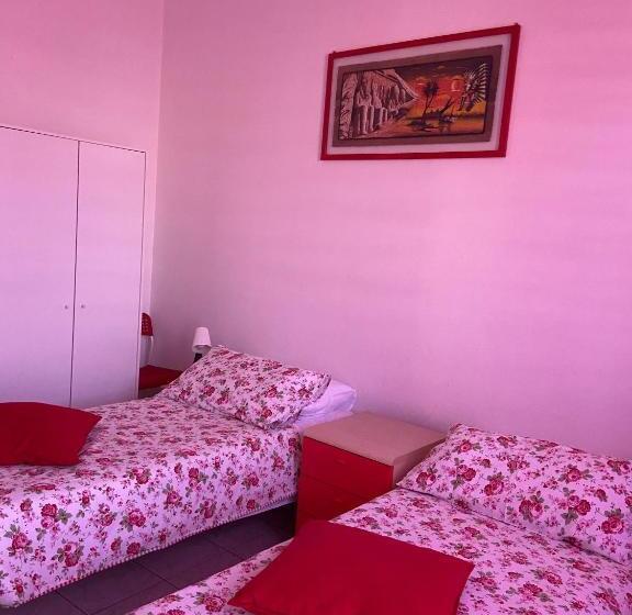 חדר בסיסי לשלושה, Guest House Micini