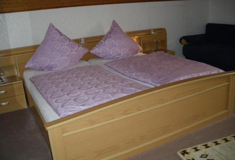 اتاق استاندارد با بالکن, Pension Haus Ludwig