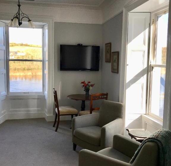 高级园景房, Riverbank House Bed And Breakfast Innishannon