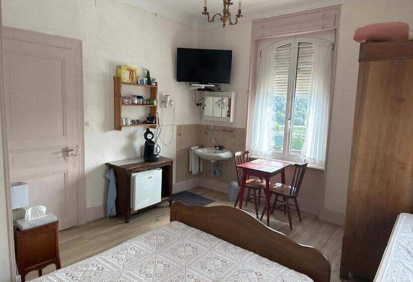 标准间带山景, Chambre Arnica Lit 140 Wifi Sdb Partagée