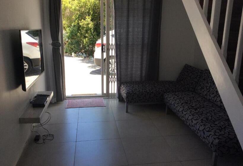 דירת חדר, An Nur The Light Halaal Selfcatering