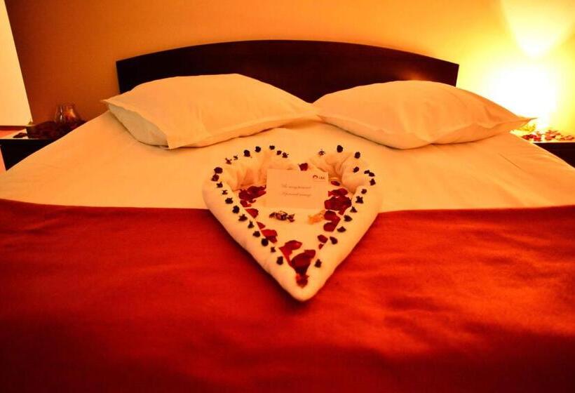 スタンダードルーム, Ciric