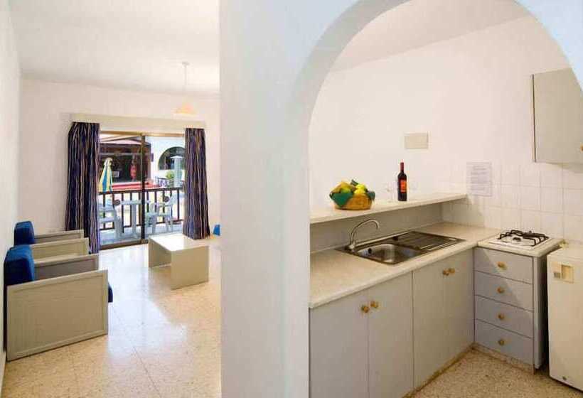 Апартаменты 1 Спальня, Cosmelenia Hotel Apartments