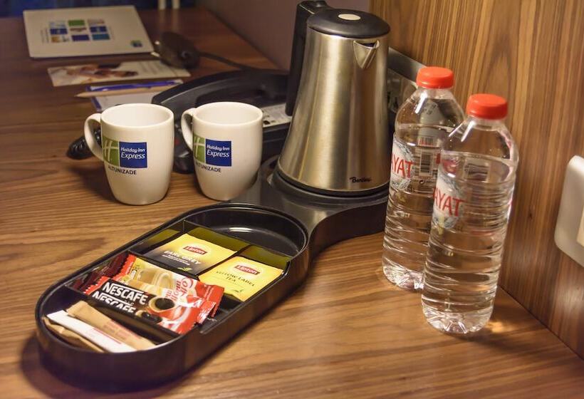 スタンダードルーム, Holiday Inn Express Istanbul Altunizade By Ihg