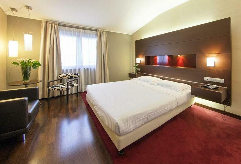 スタンダードルーム, Inverigo