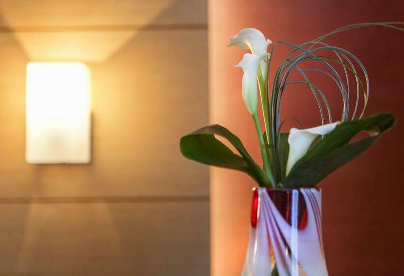 スタンダードルーム, Inverigo