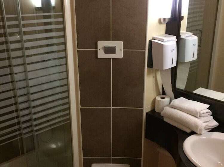 スーペリアールーム, Kyriad Evreux  Netreville