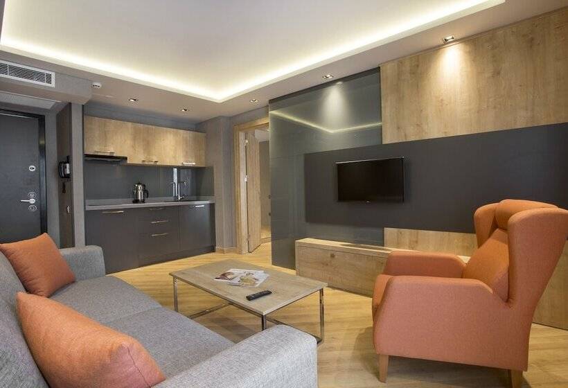 سوییت, La Boutique Hotel & Suites