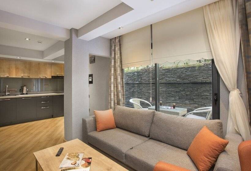 سوییت, La Boutique Hotel & Suites