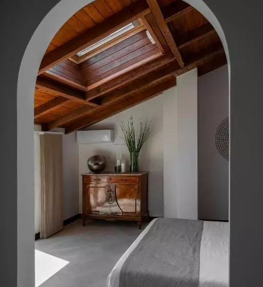 Standard-huone Järvinäkymä, La Locanda Del Pontefice   Luxury Country House