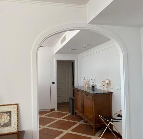 Suite with lake view, La Locanda Del Pontefice   Luxury Country House