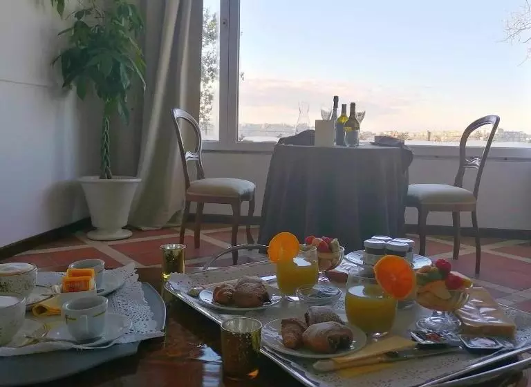 Suite with lake view, La Locanda Del Pontefice   Luxury Country House