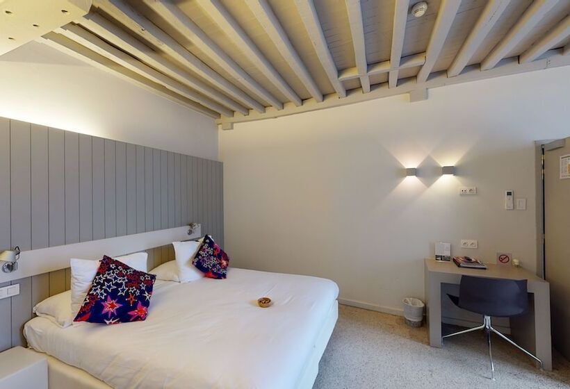 جناح جونيور, Matelote