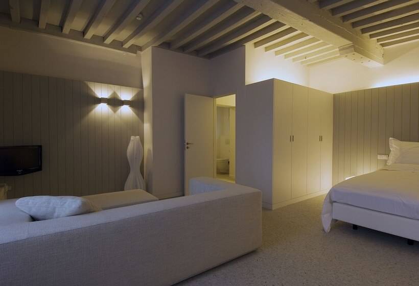 جناح جونيور, Matelote