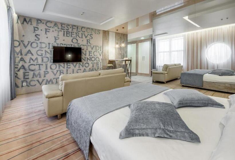 سوییت, Palladium