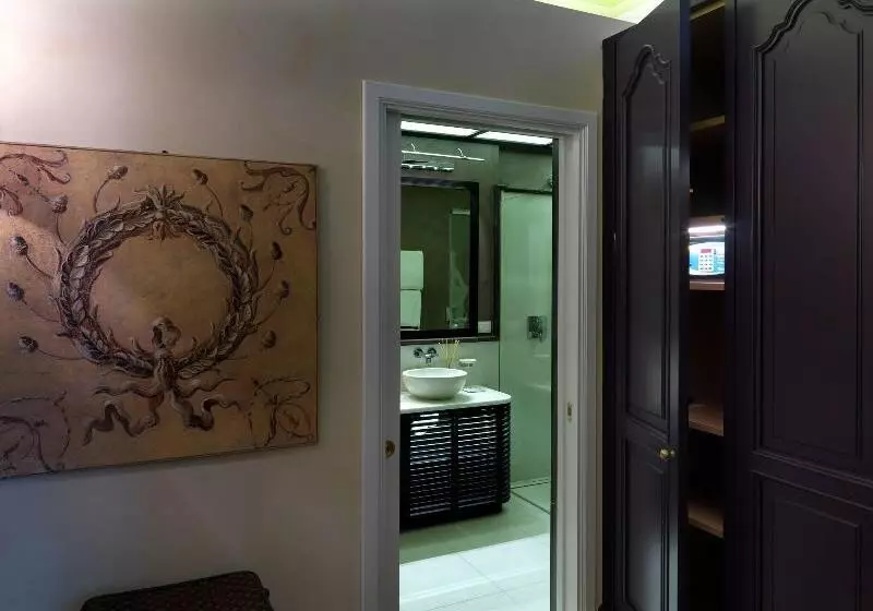 سوییت لوکس, San Firenze Suites & Spa