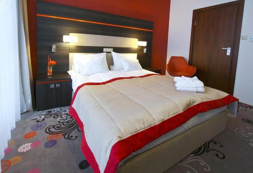 침실 1개 아파트, Szafran