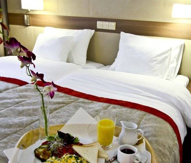 스탠다드 룸, Szafran